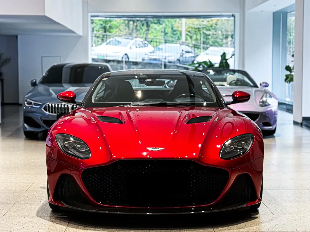 2019 Aston Martin DBS 5.2T 725HP V12 8AT,autocango,china used car exporter,china ev exporter,chinese used car exporter,chinese used ev exporter