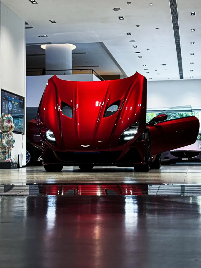 2019 Aston Martin DBS 5.2T 725HP V12 8AT,autocango,china used car exporter,china ev exporter,chinese used car exporter,chinese used ev exporter