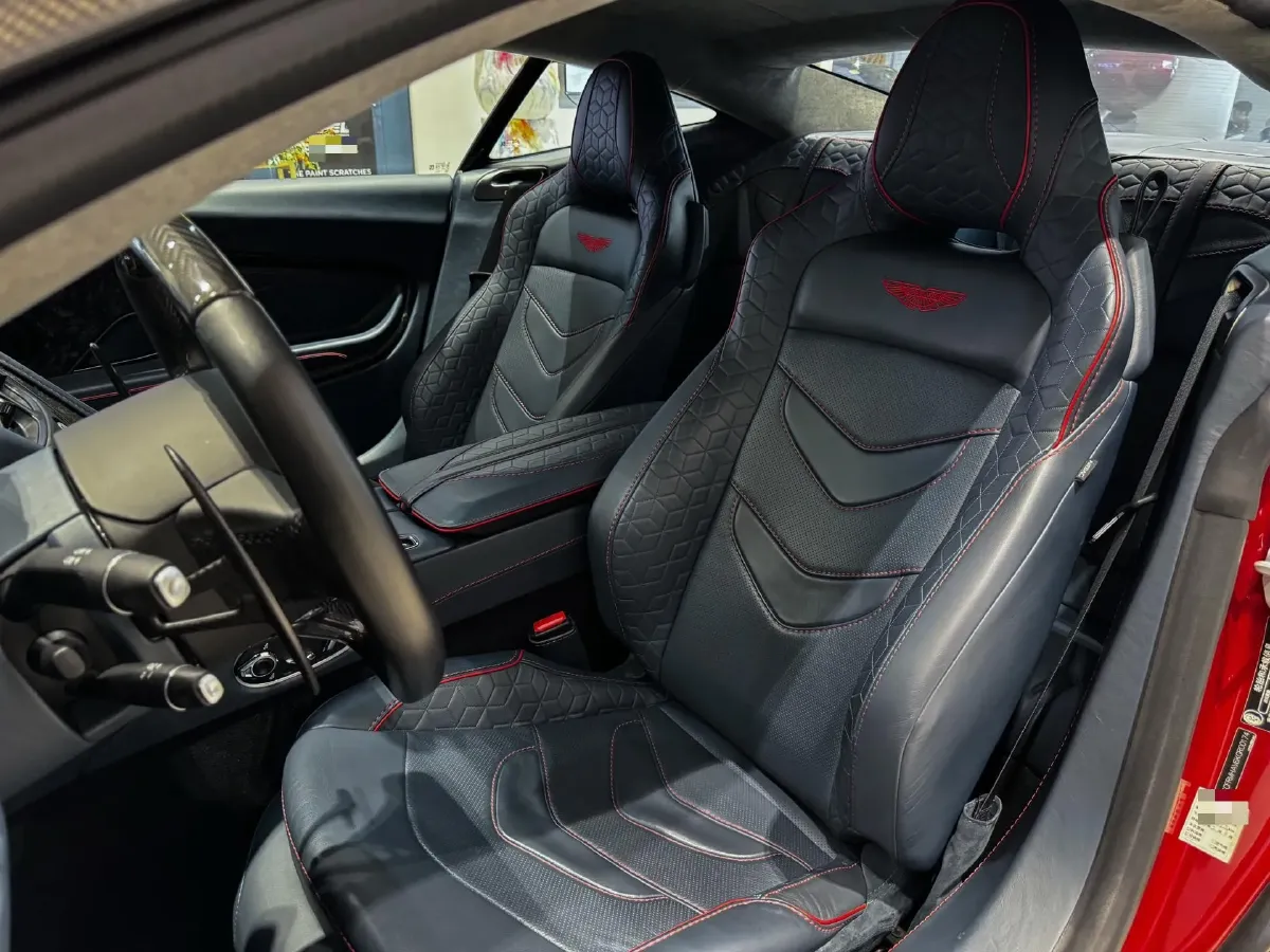 2019 Aston Martin DBS 5.2T 725HP V12 8AT,autocango,china used car exporter,china ev exporter,chinese used car exporter,chinese used ev exporter