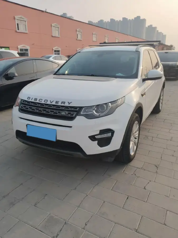 2018 Land Rover Discovery Sport 2.0T 241HP L4 9AT