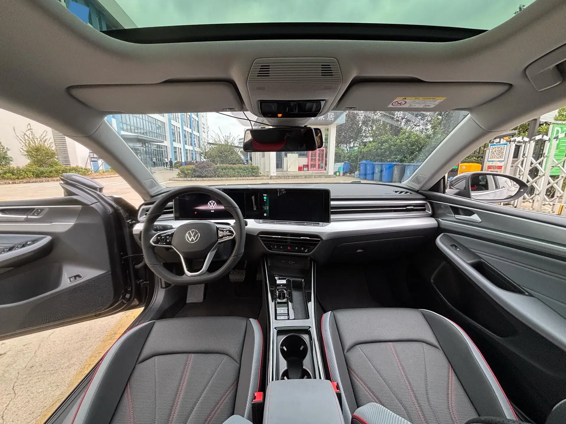 2023 VOLKSWAGEN LAMANDO thumbnail 4