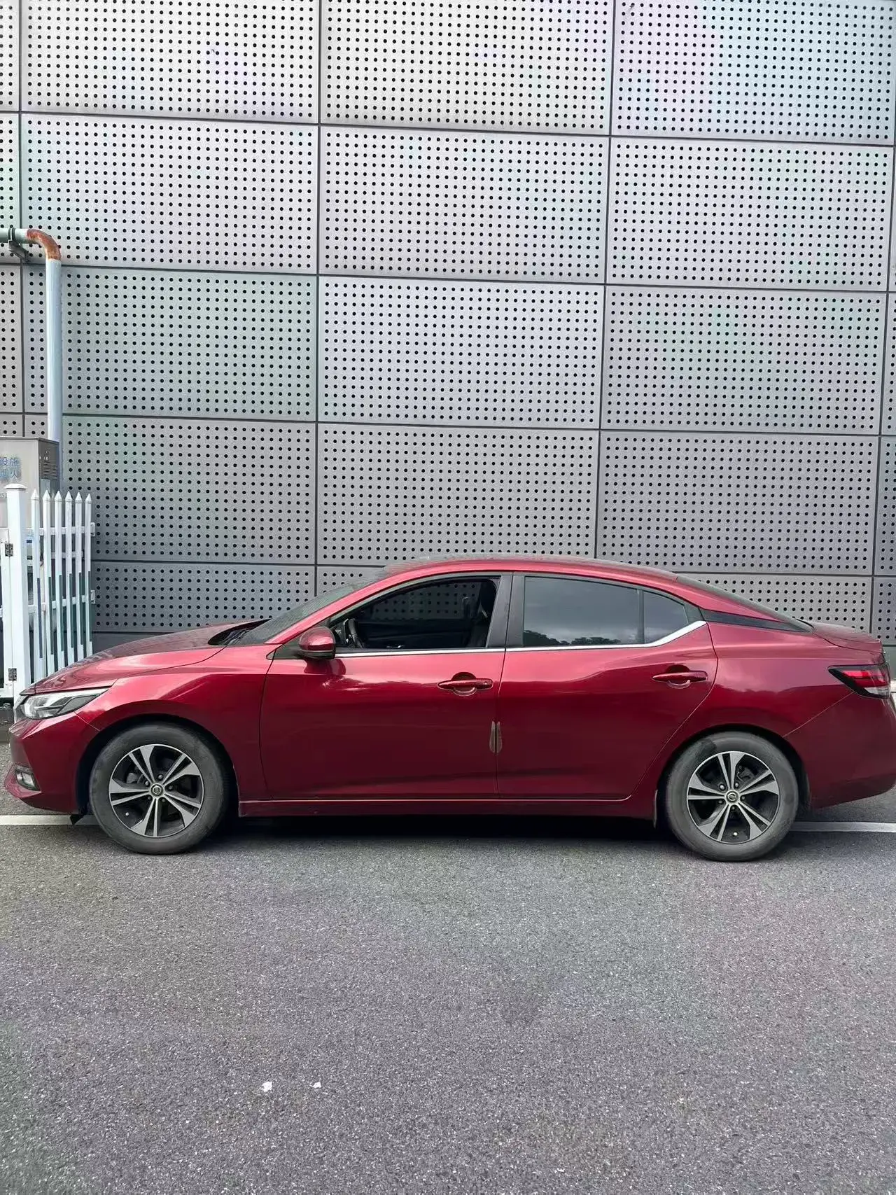 2020 NISSAN SYLPHY thumbnail 3