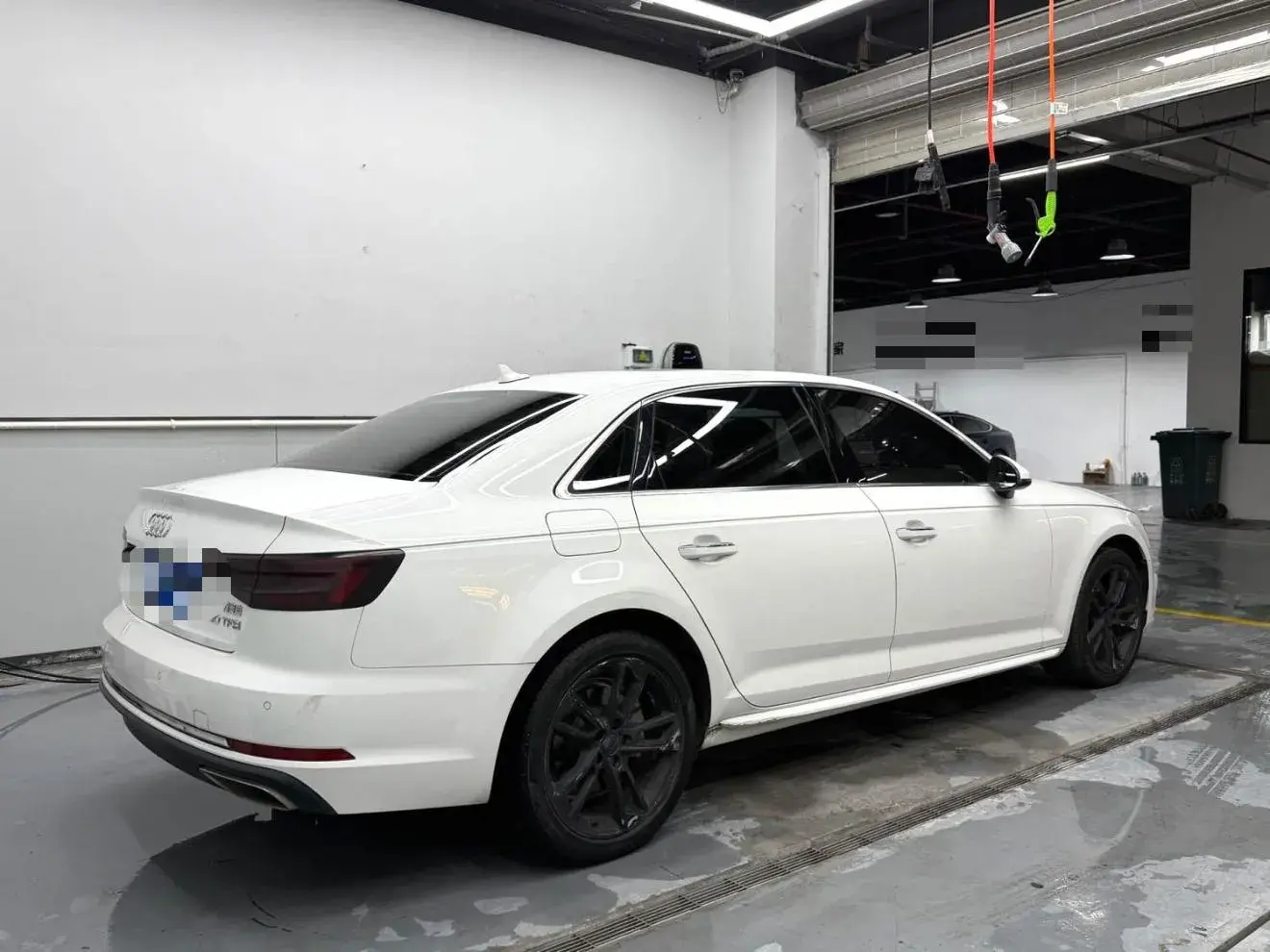 2019 AUDI A4L thumbnail 4