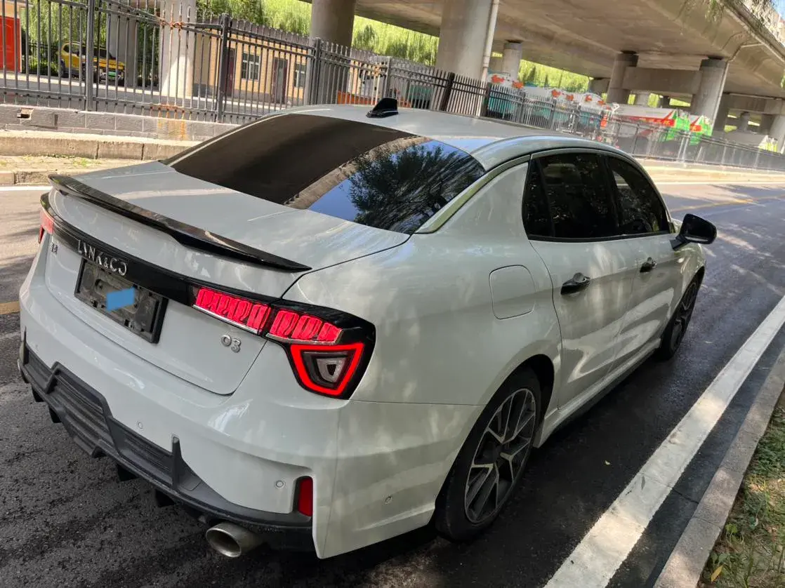 2022 LYNK&CO 03 thumbnail 2