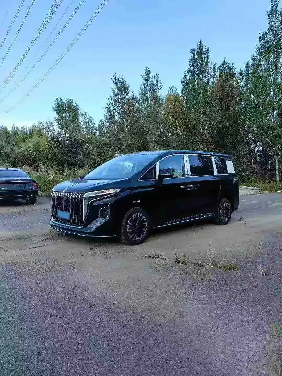 2024 HONGQI HQ9 view 1