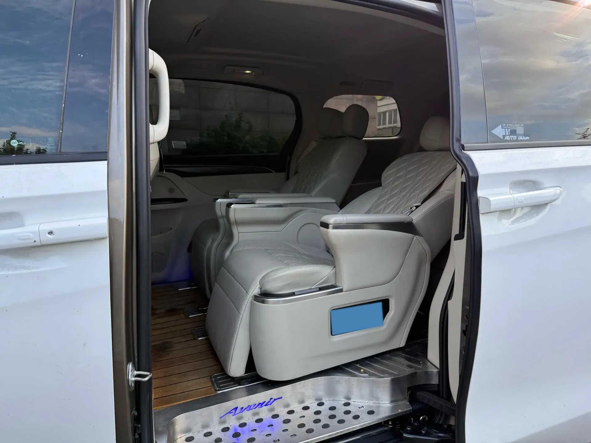 2020 BUICK GL8 thumbnail 3