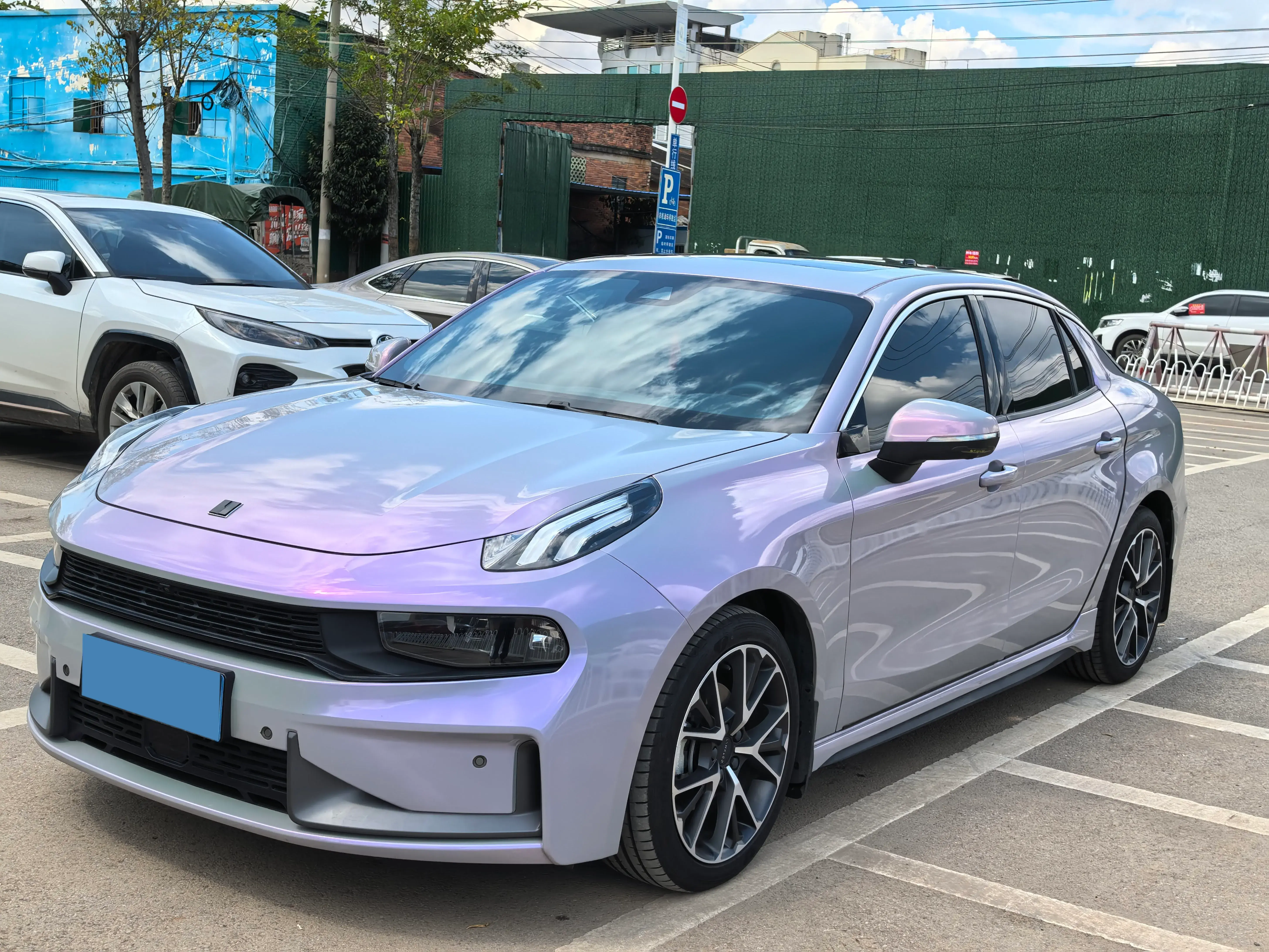 2021 LYNK&CO 03 view 1