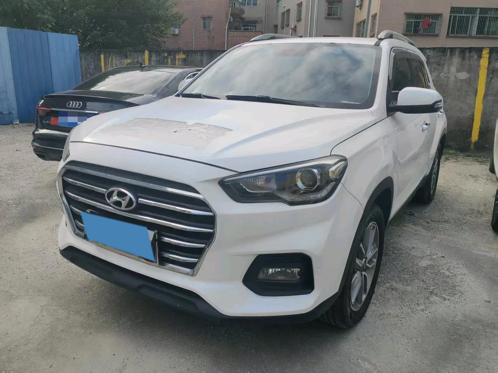 2018 HYUNDAI IX35 view 1
