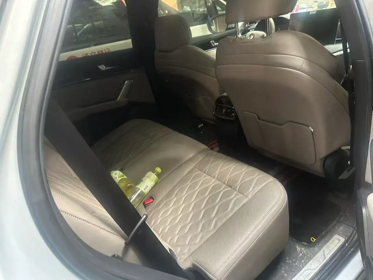 2024 BYD TANG thumbnail 3