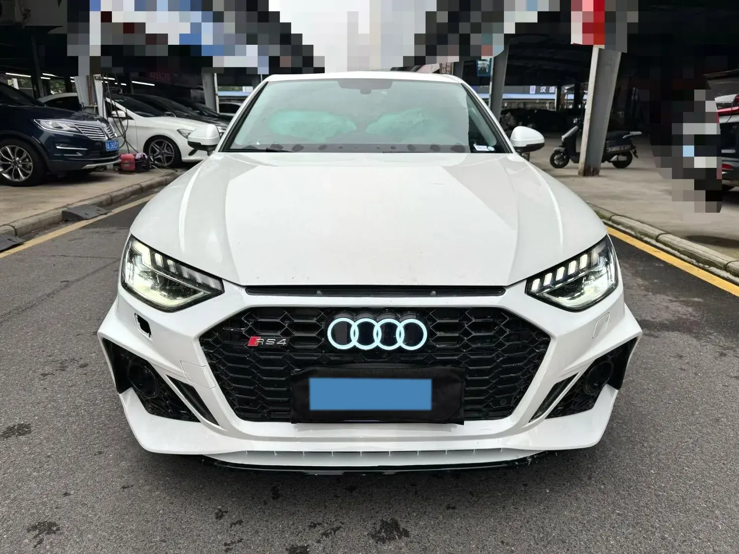 2020 AUDI A4L thumbnail 2