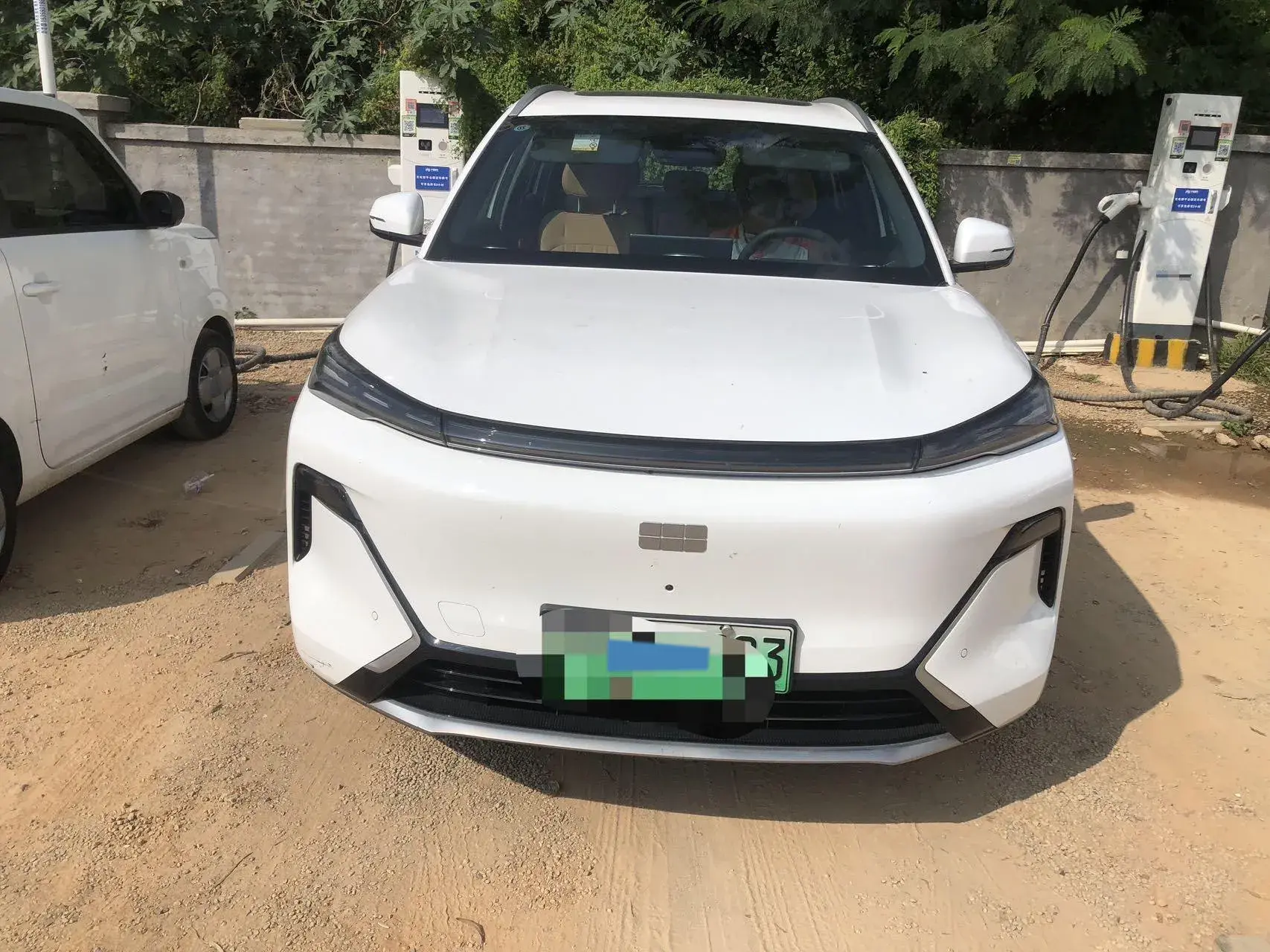 2025 GEELY GALAXY thumbnail 2