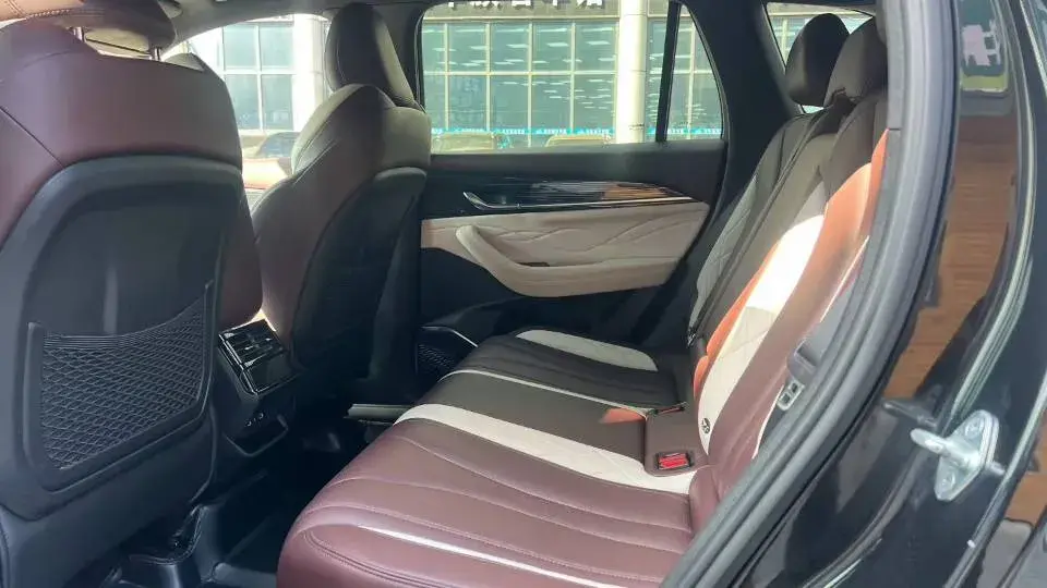 2021 GEELY MONJARO thumbnail 3