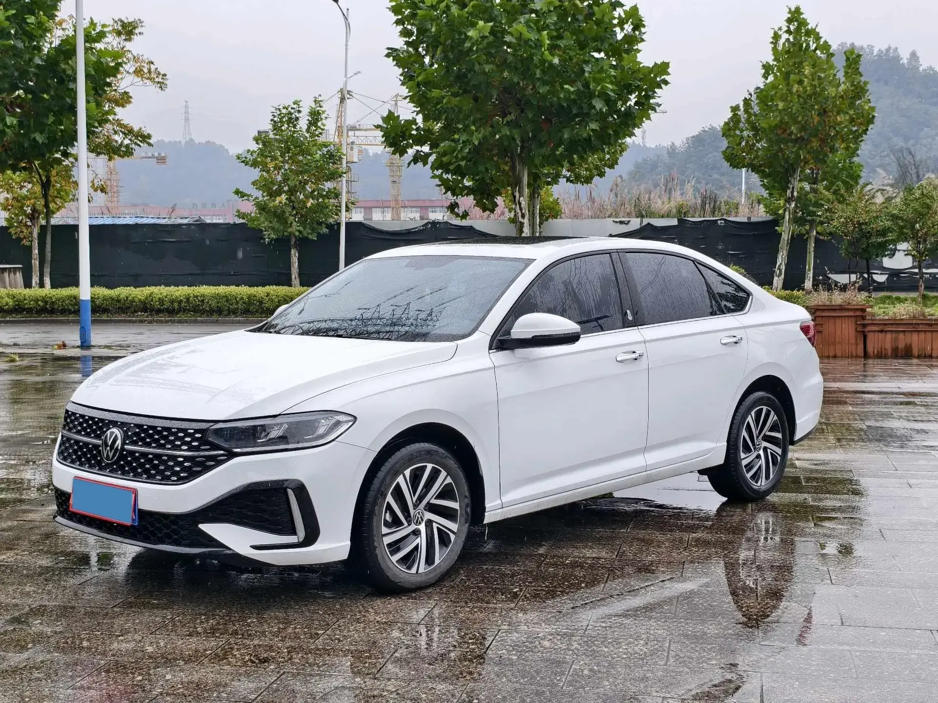 2023 VOLKSWAGEN LAVIDA view 1