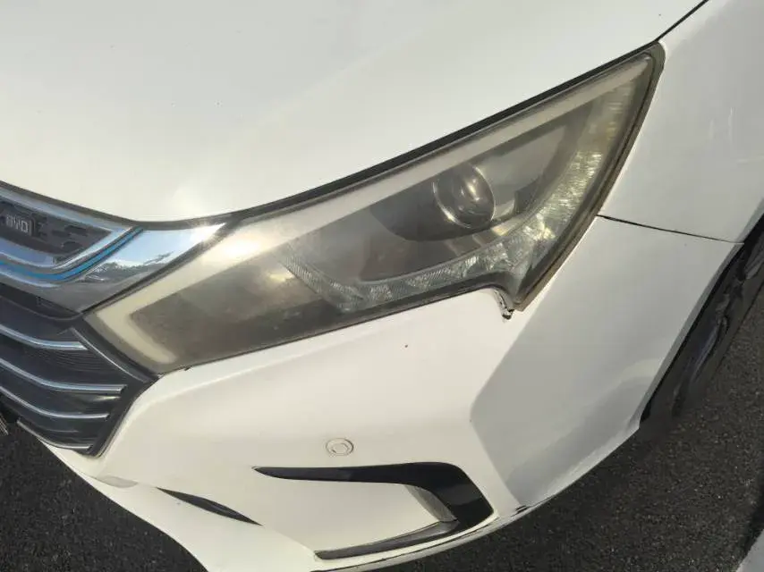 2017 BYD QIN thumbnail 3