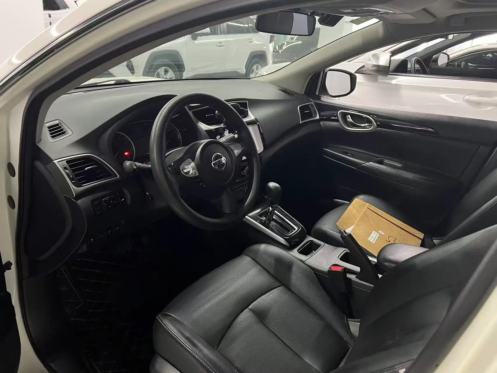 2021 NISSAN SYLPHY thumbnail 4