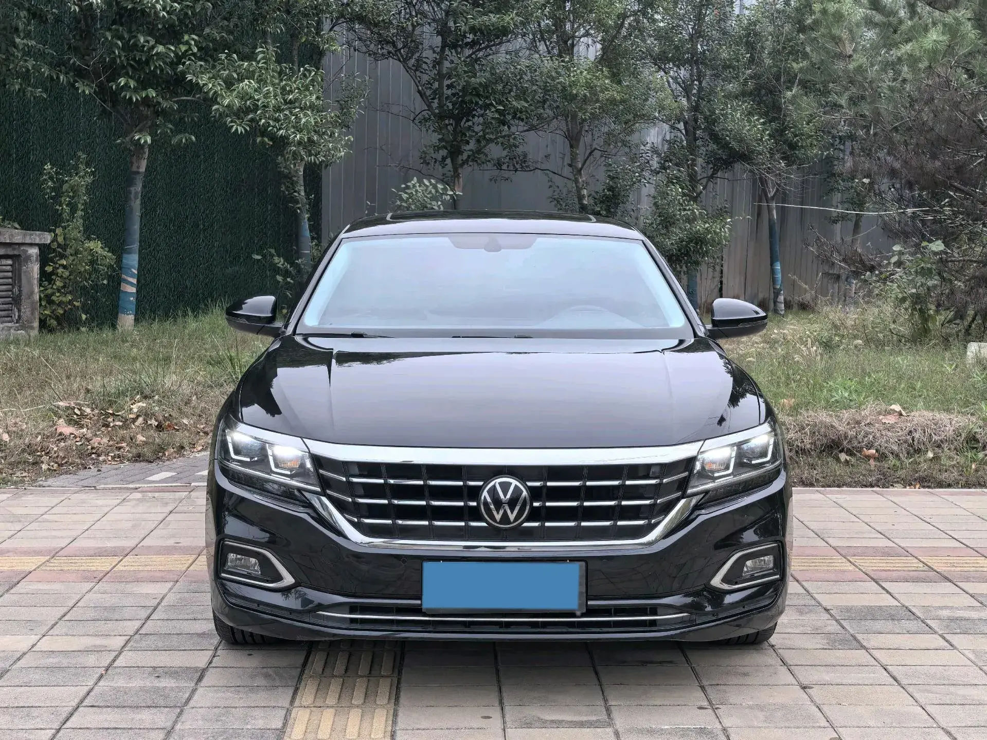 2020 VOLKSWAGEN PASSAT thumbnail 2