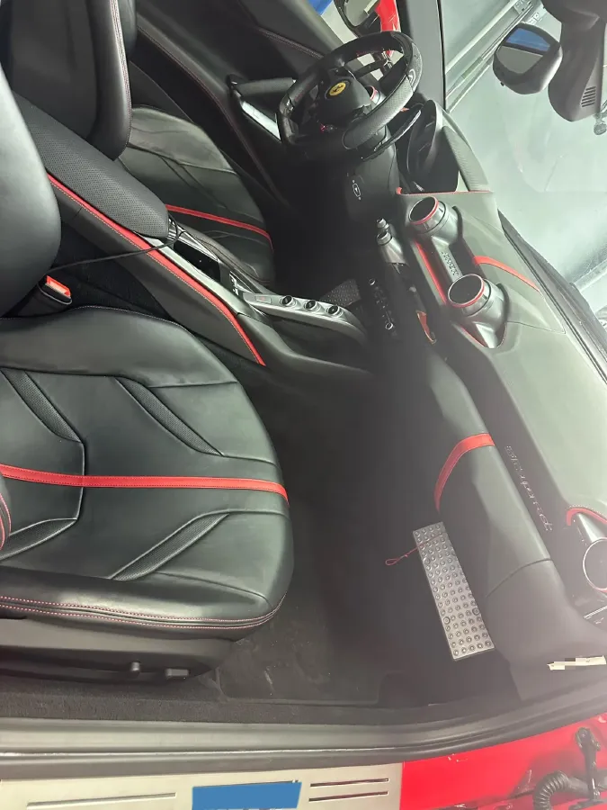 2017 Ferrari 812 6.5L 800HP V12 7DCT,autocango,china used car exporter,china ev exporter,chinese used car exporter,chinese used ev exporter