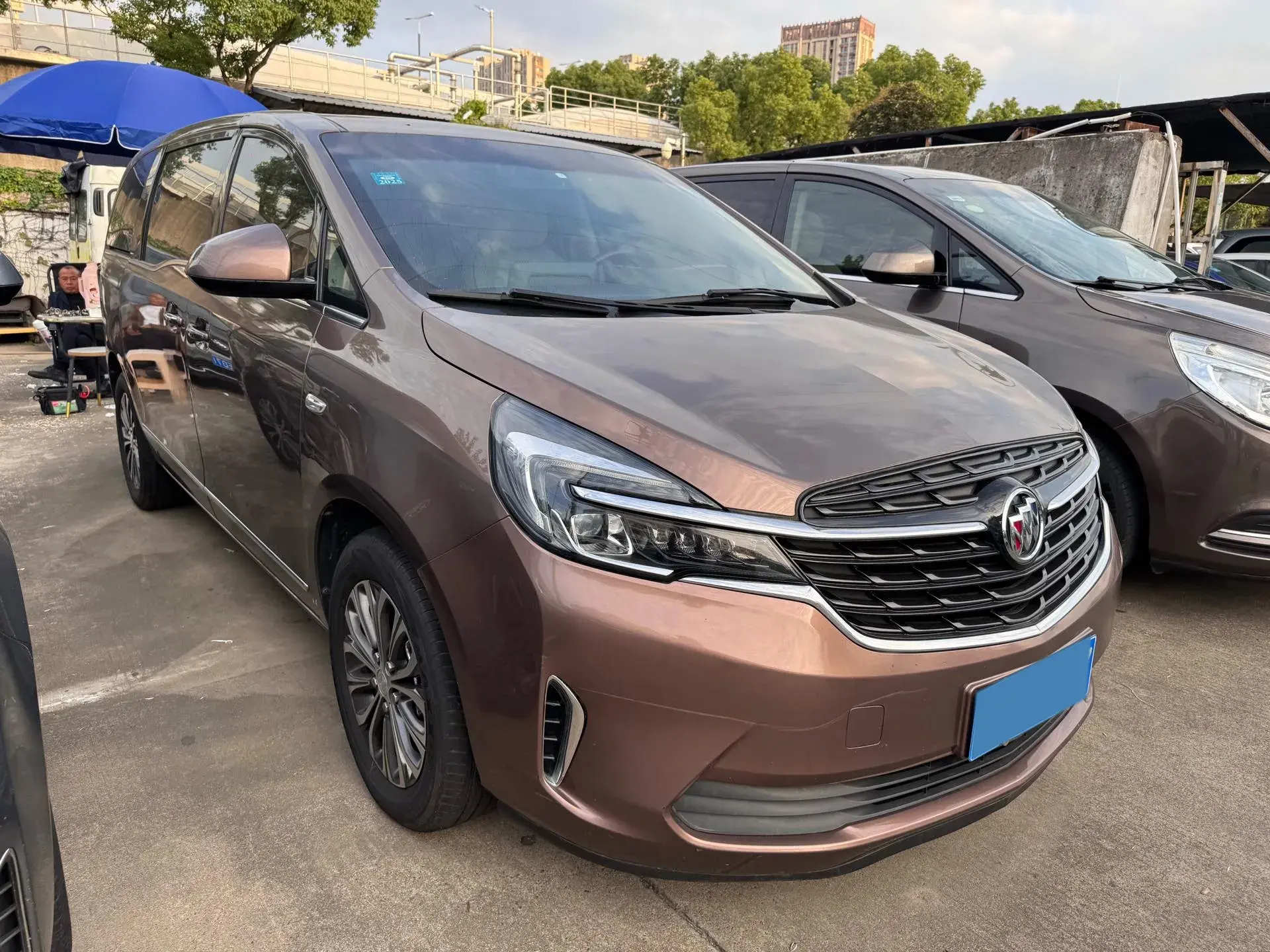 2021 BUICK GL8 thumbnail 3