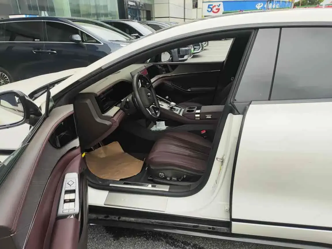 2024 DENZA DENZAZ9GT thumbnail 2