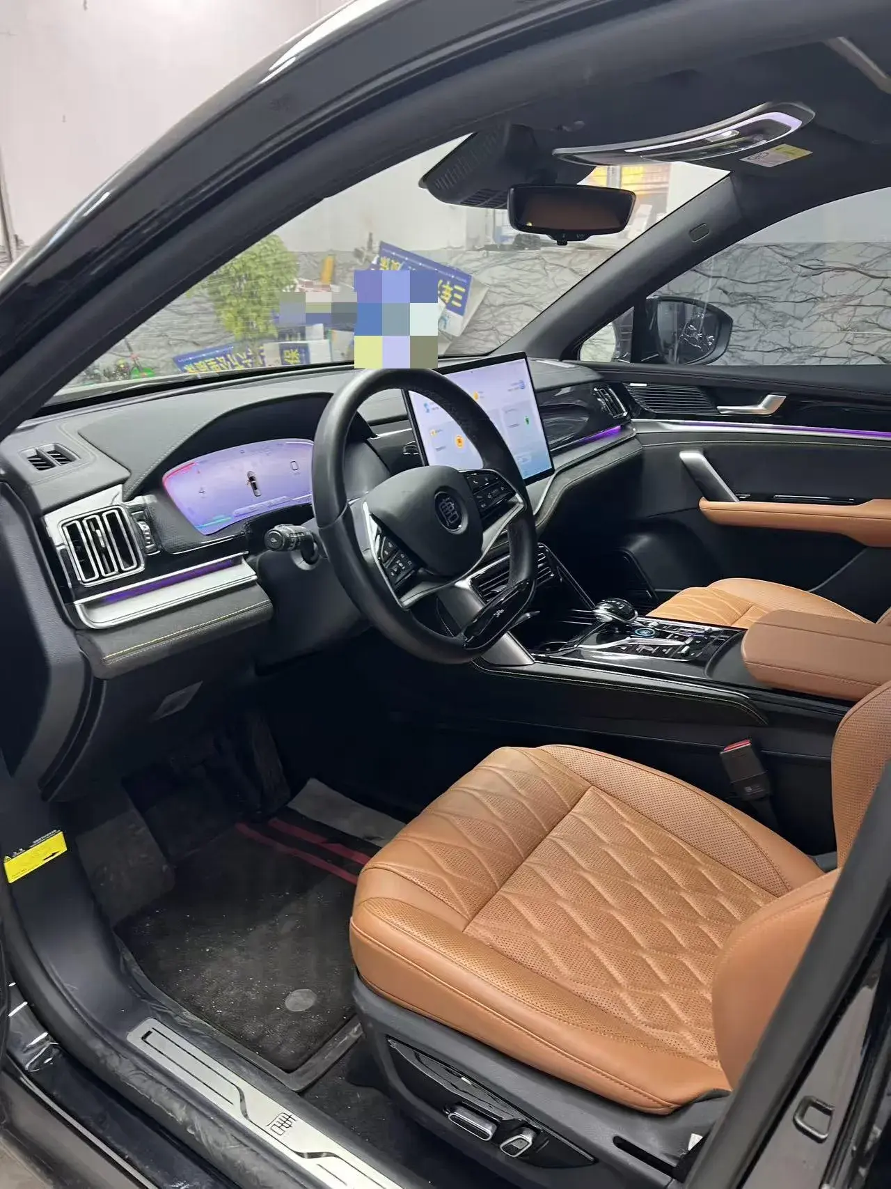 2023 BYD TANG thumbnail 4