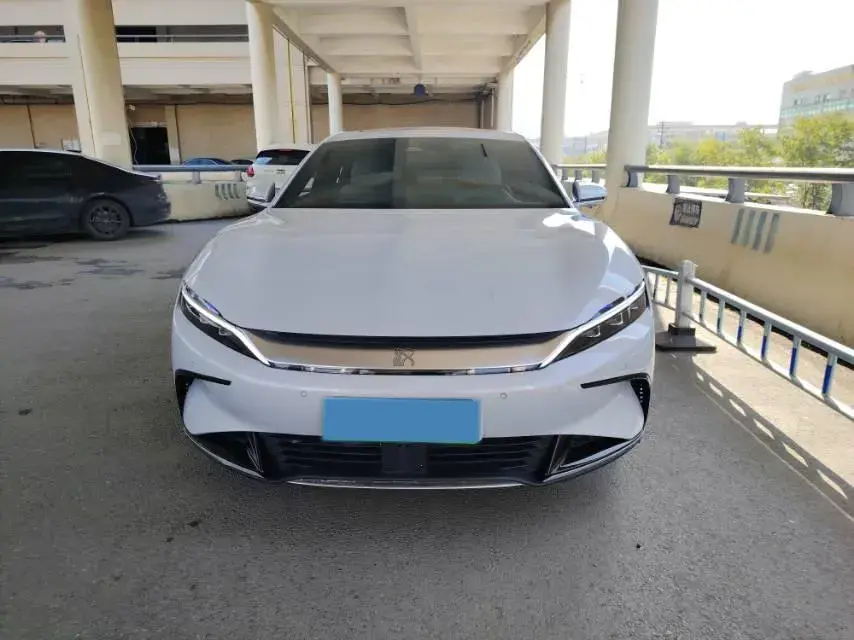 2024 BYD HAN thumbnail 2