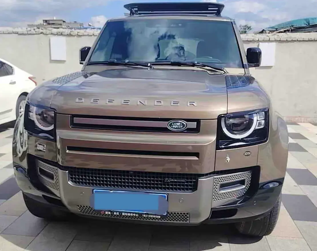 2023 LAND ROVER thumbnail 2