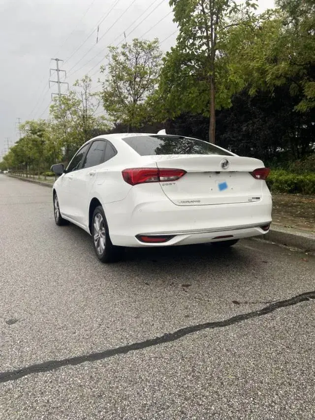 2023 BUICK VERANO thumbnail 4