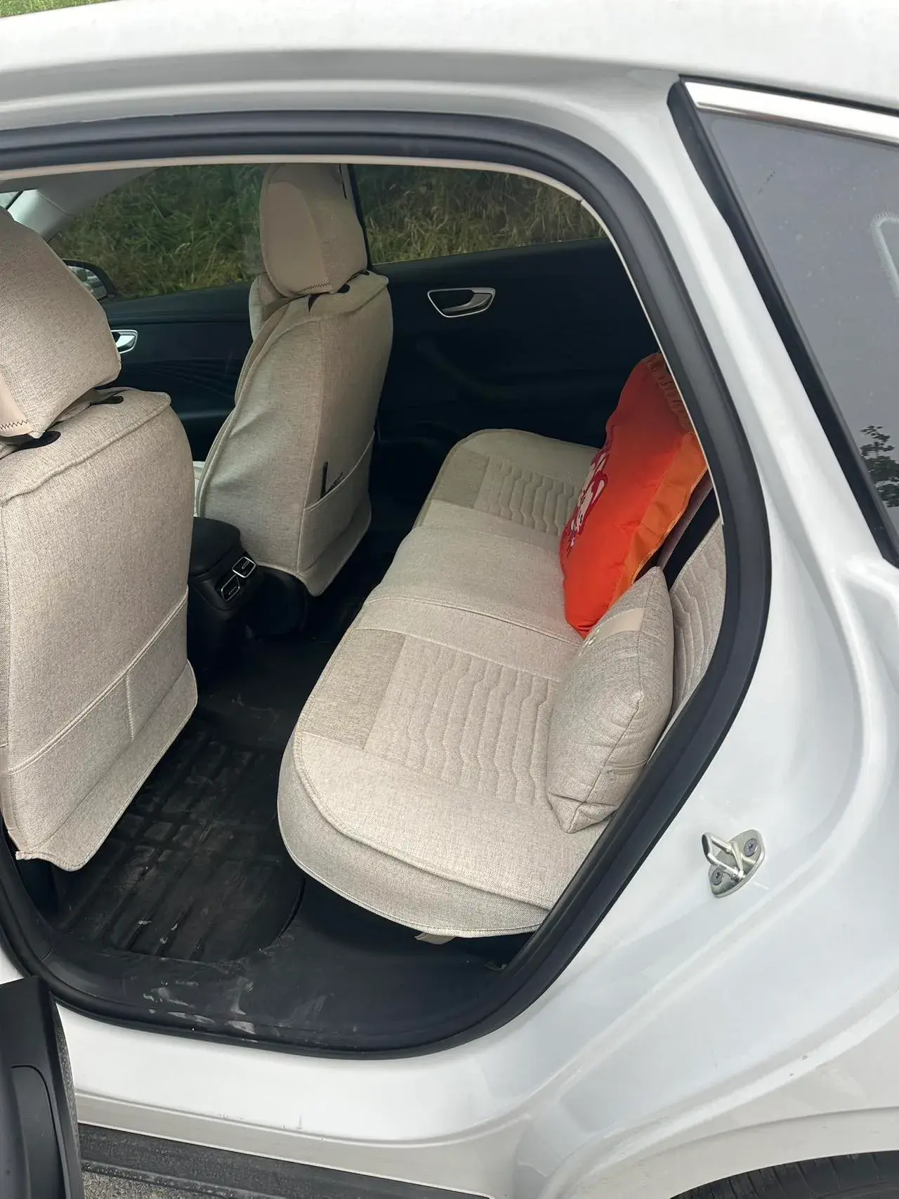 2025 ROEWE D7 thumbnail 4