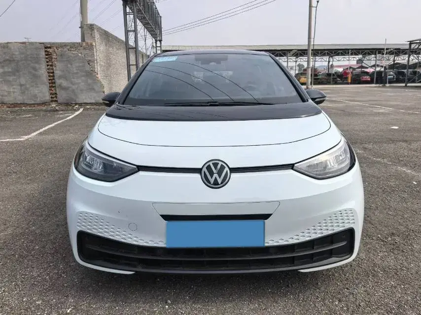 2023 VOLKSWAGEN ID.3 thumbnail 3