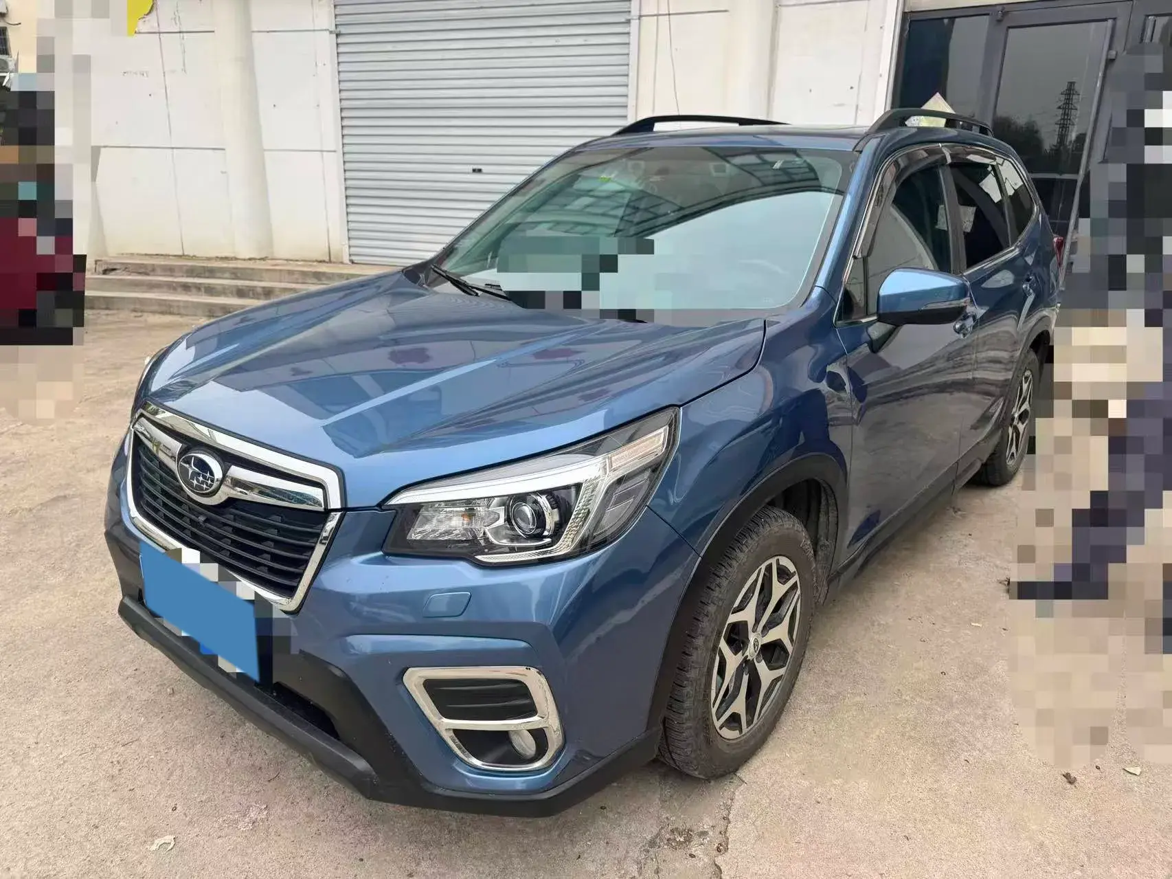 2021 SUBARU FORESTER view 1