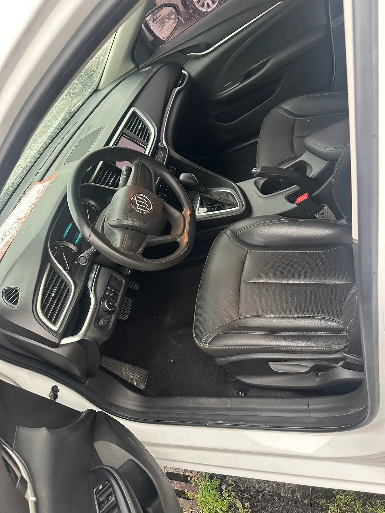 2021 BUICK EXCELLE thumbnail 3