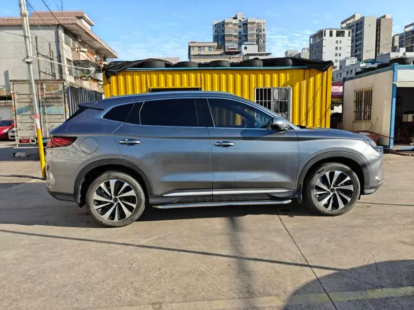 2023 BYD SONG thumbnail 4