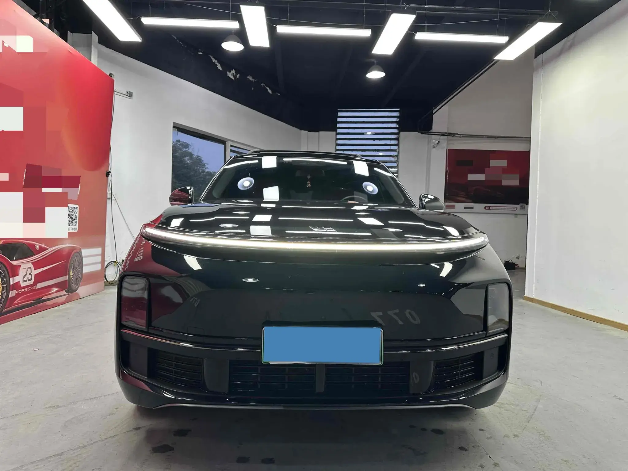 2023 LI L8 thumbnail 2