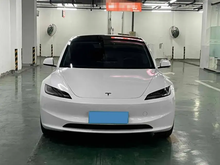 2023 TESLA MODEL thumbnail 2