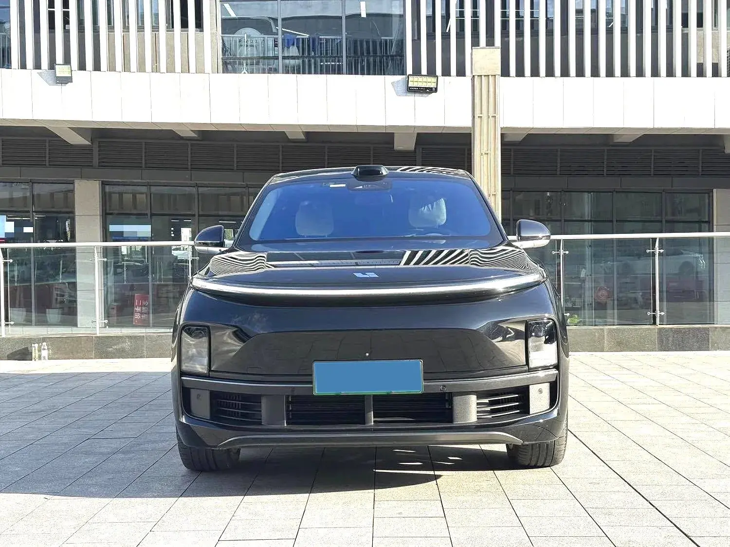 2022 LI L9 thumbnail 2