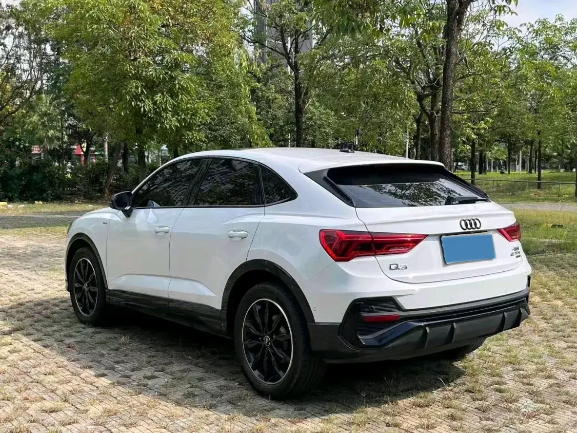 2022 AUDI Q3 thumbnail 4