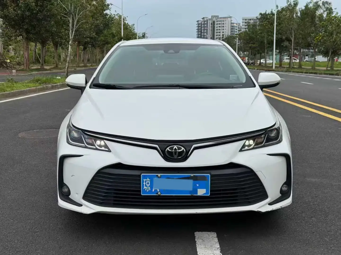2021 TOYOTA COROLLA thumbnail 2