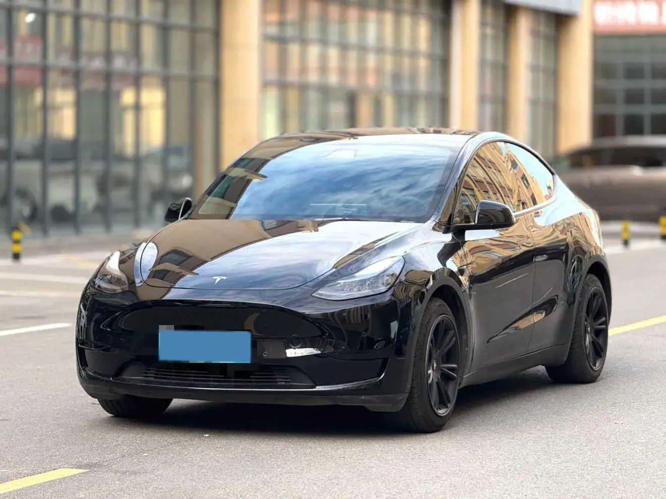 2023 TESLA MODEL view 1