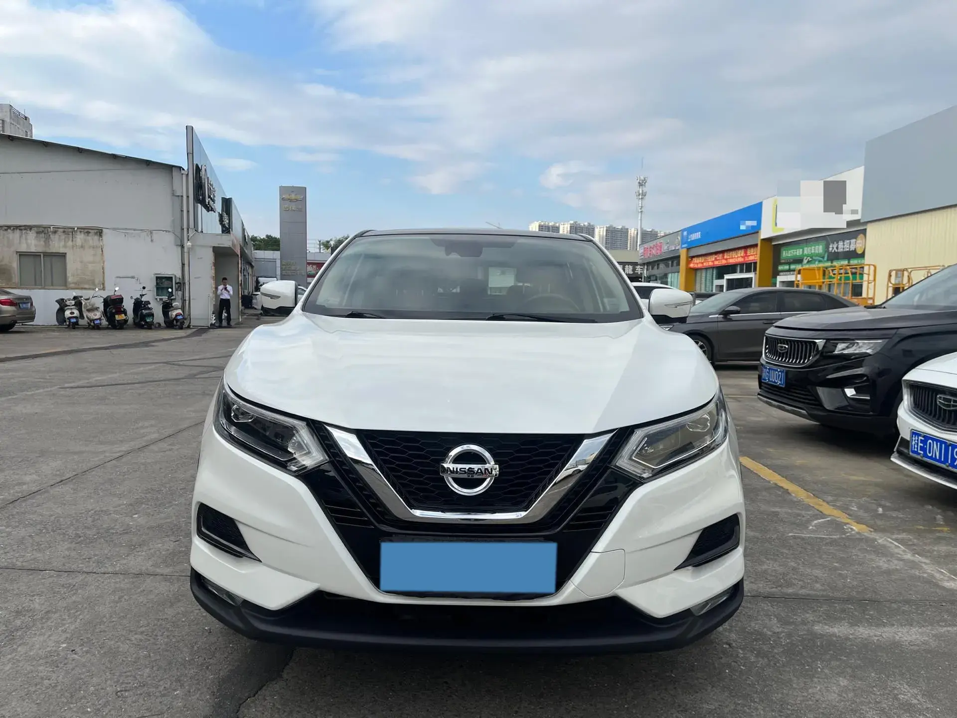 2019 NISSAN QASHQAI thumbnail 2