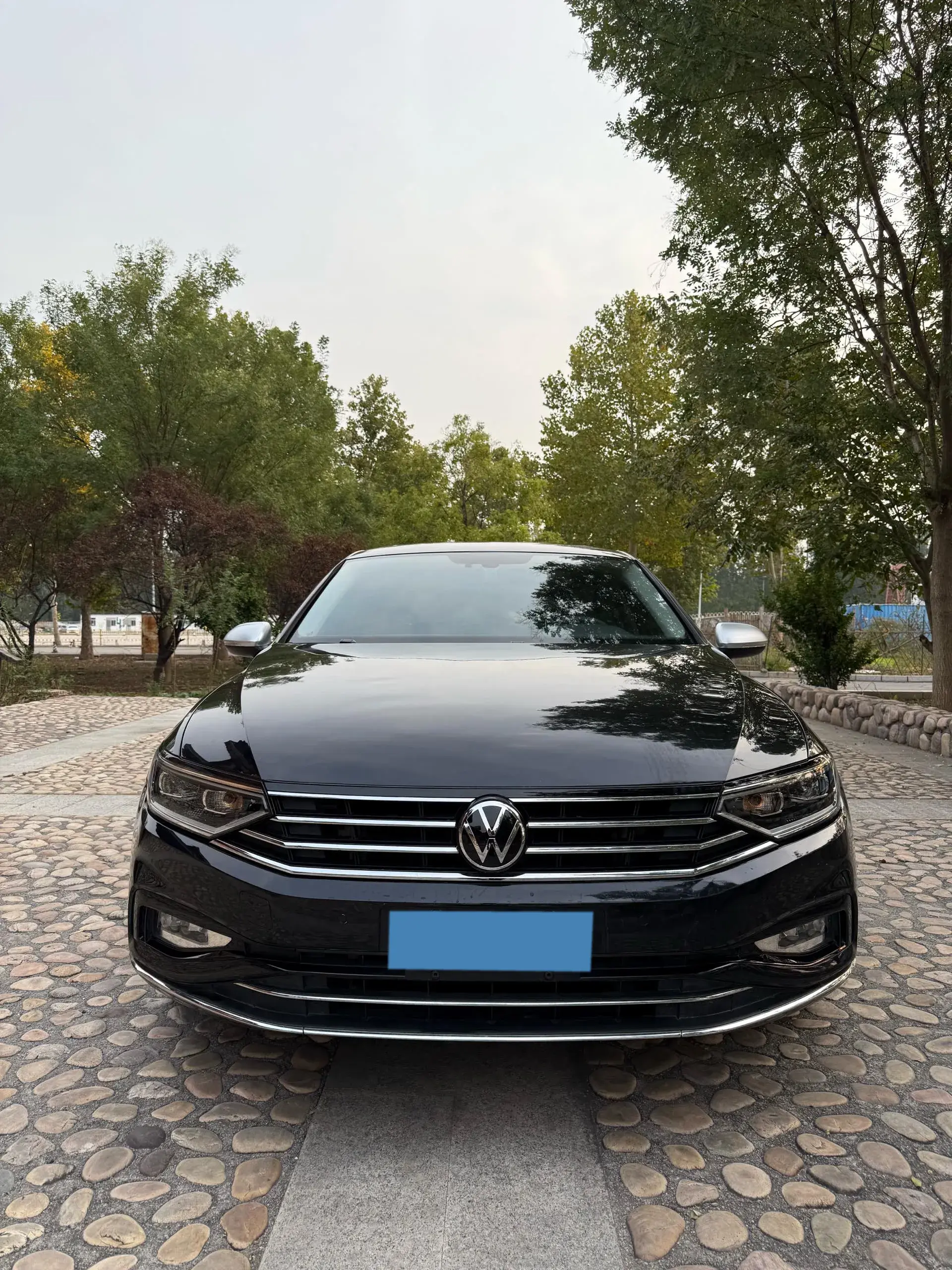 2021 VOLKSWAGEN MAGOTAN thumbnail 3