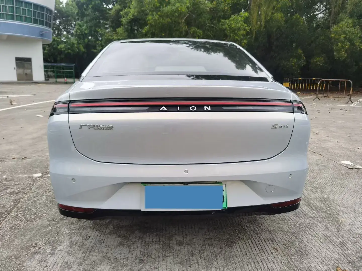 2023 AION S thumbnail 4
