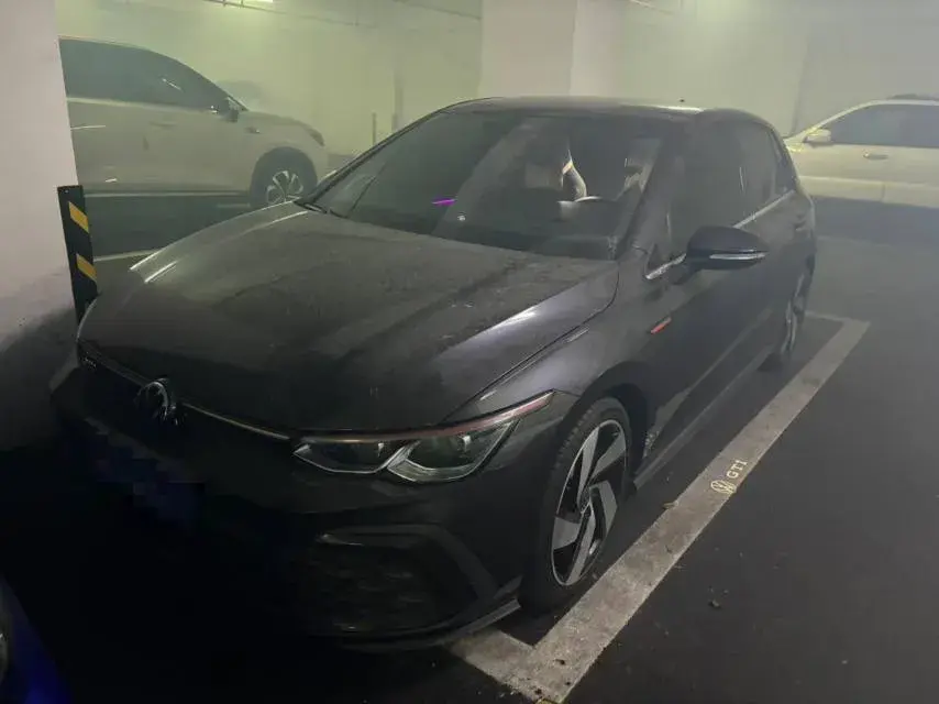 2021 VOLKSWAGEN GOLFGTI view 1