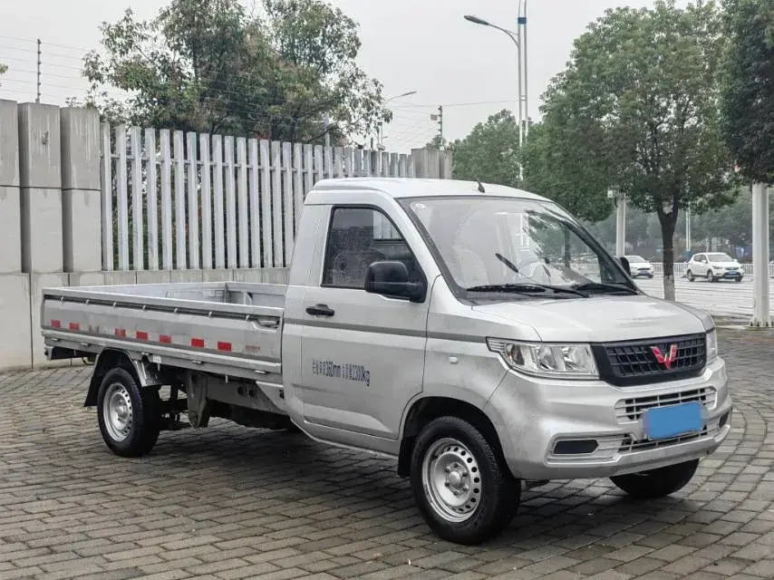 2023 WULING RONGGUANG thumbnail 3