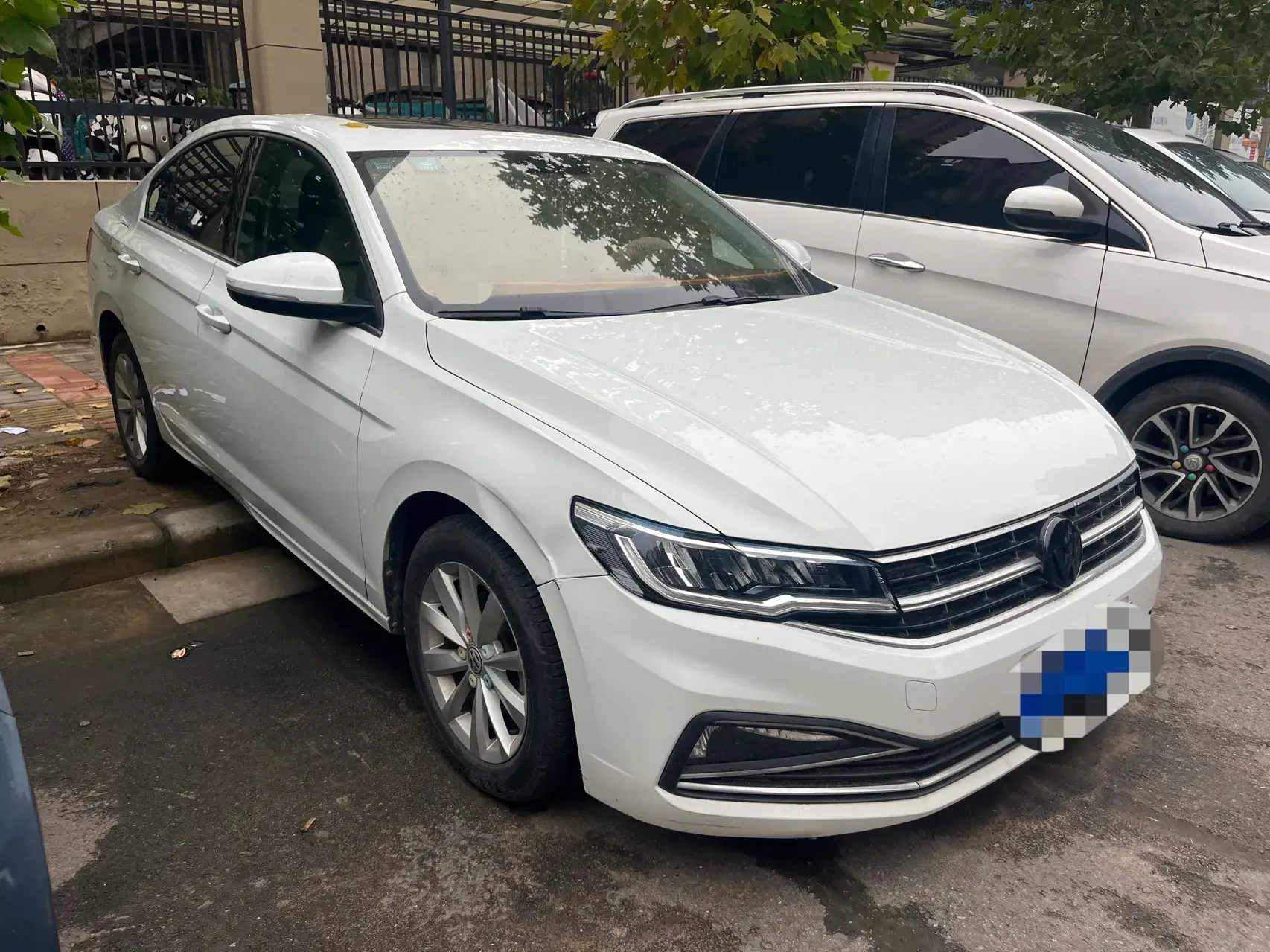 2019 VOLKSWAGEN BORA thumbnail 3