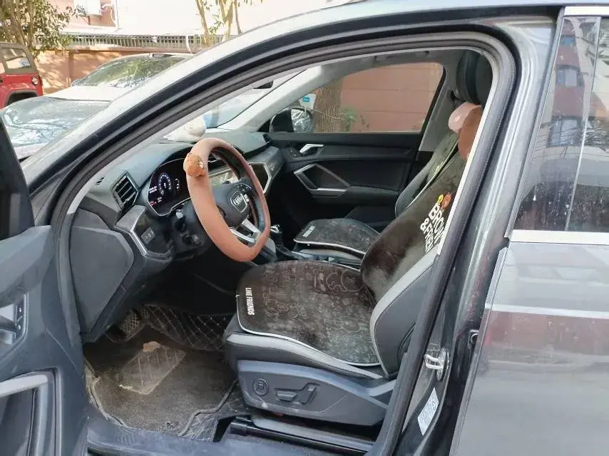 2021 AUDI Q3 thumbnail 4