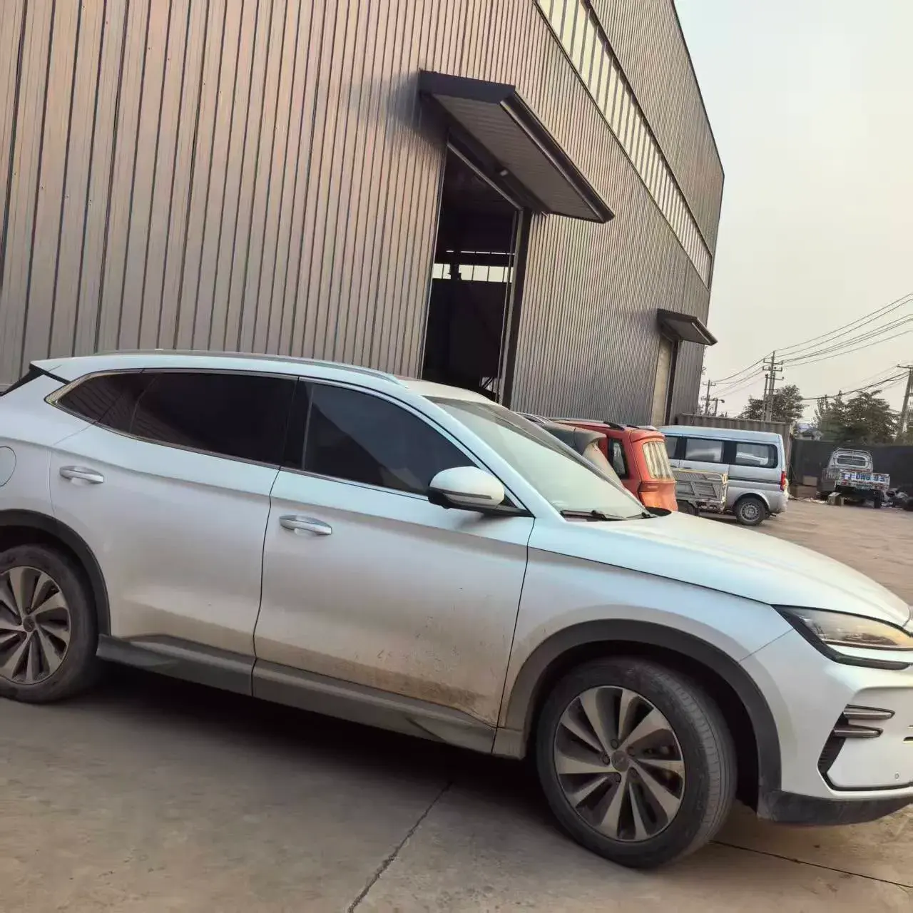 2023 BYD SONG thumbnail 4