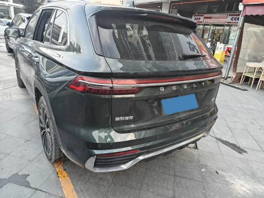 2025 GEELY MONJARO thumbnail 4