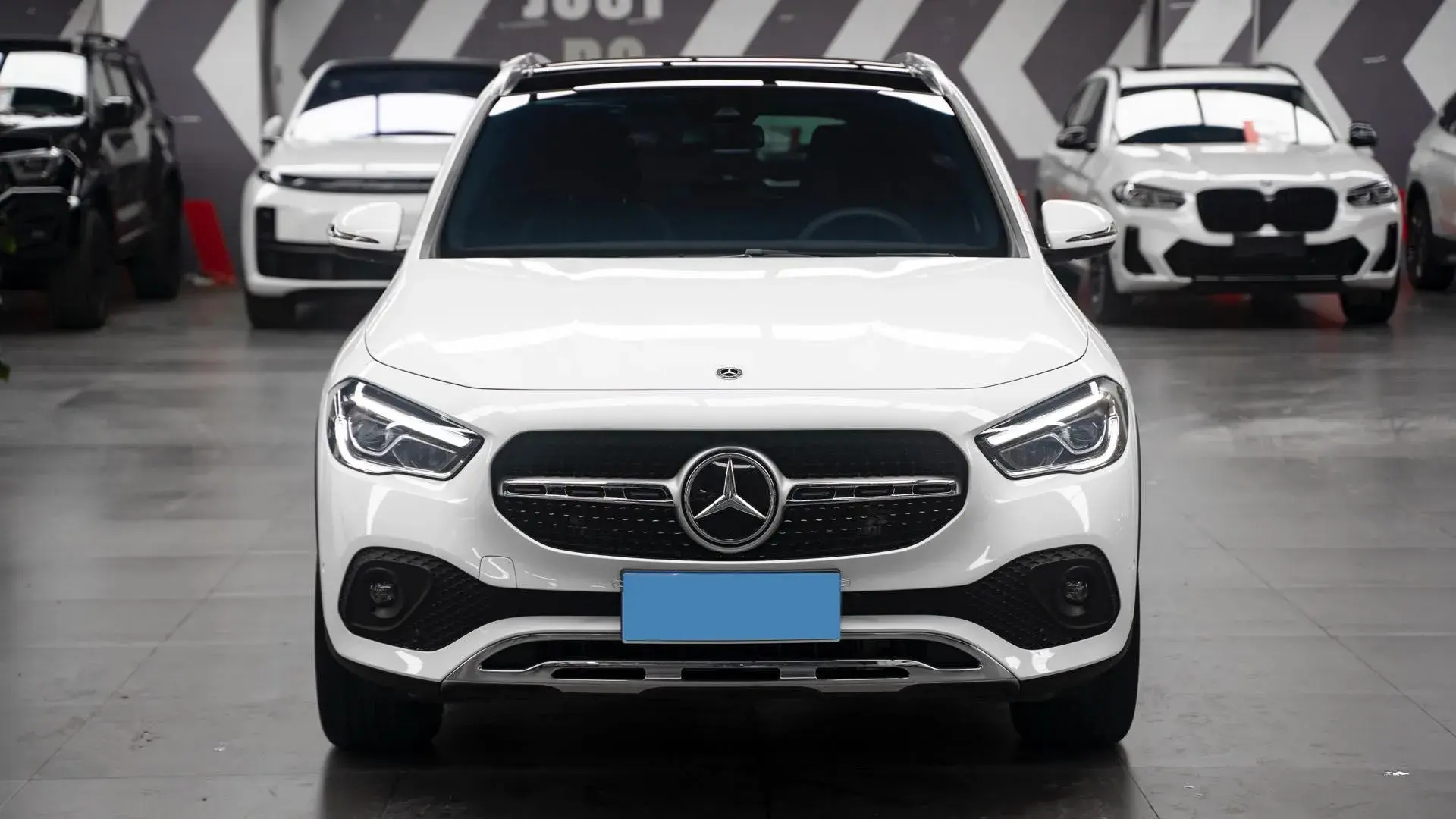 2023 MERCEDES-BENZ GLA thumbnail 2