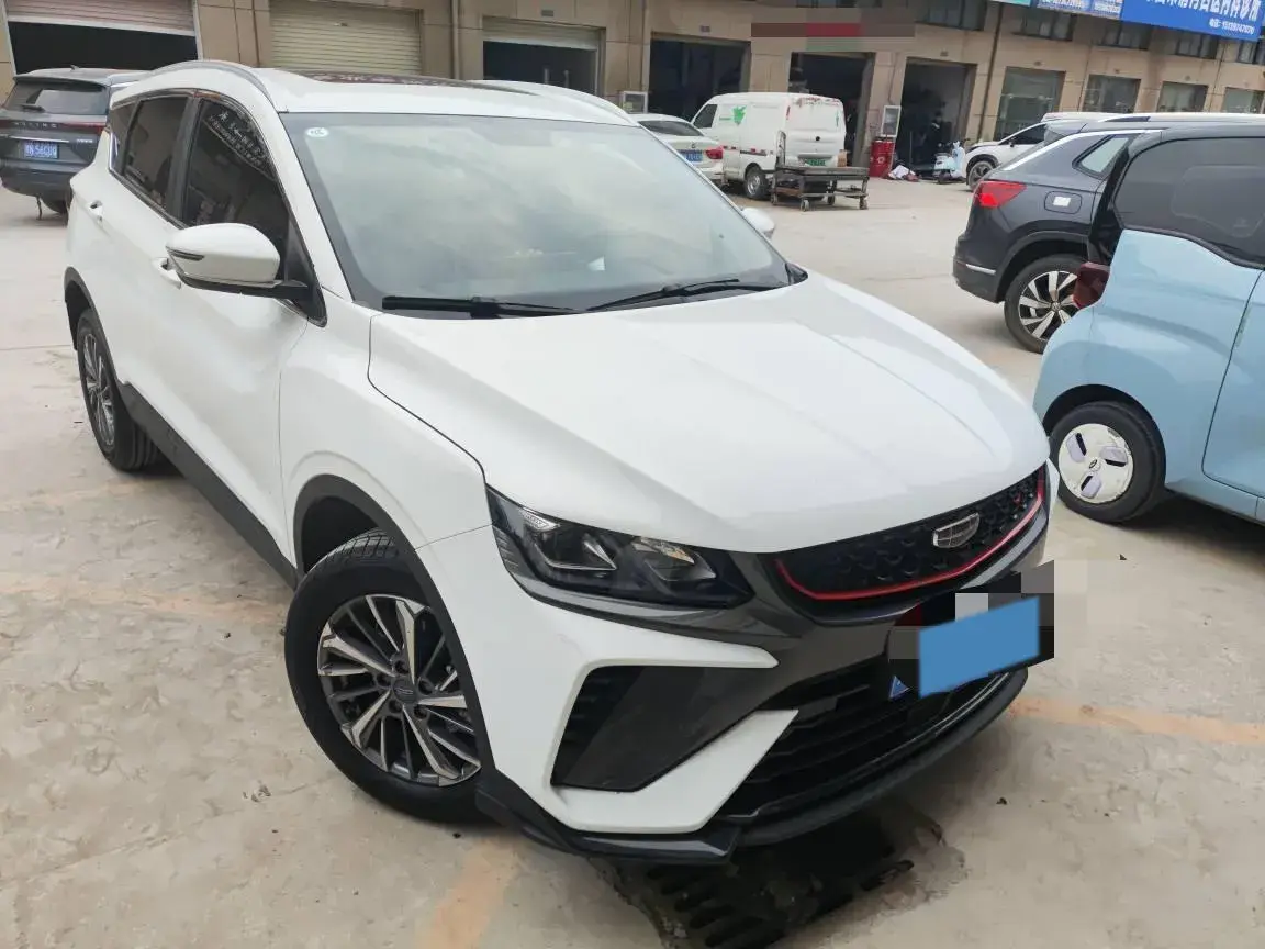 2021 GEELY COOLRAY thumbnail 2