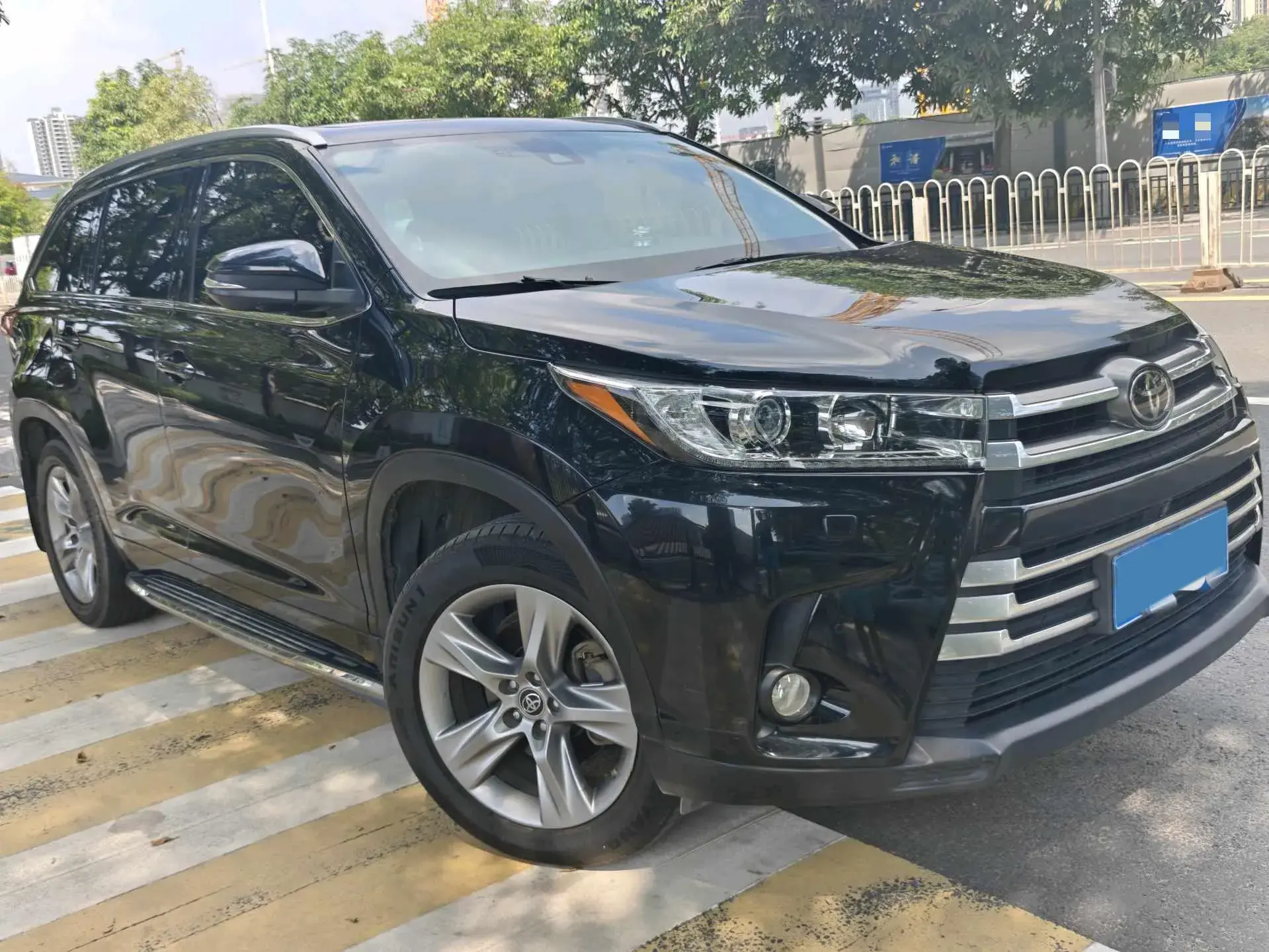 2018 TOYOTA HIGHLANDER thumbnail 3